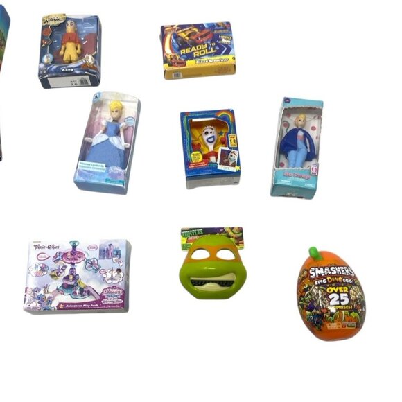 lot of 17 ZURU Mini Brands Disney/Pixar Mini Toys TMNT Toy Story Jojo Bow + - Picture 2 of 4